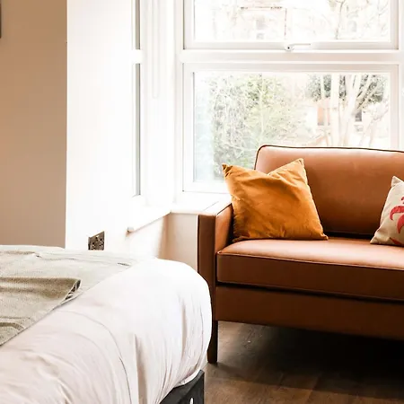 דירה Lovely Flat On Bath Road - Flat 7