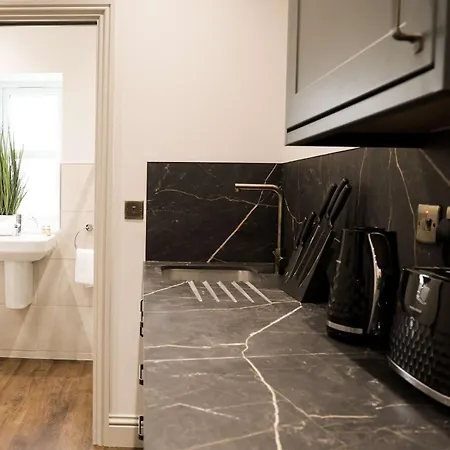 דירה Lovely Flat On Bath Road - Flat 7 בריסטול